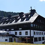 Alpenhotel Marcius Hotell