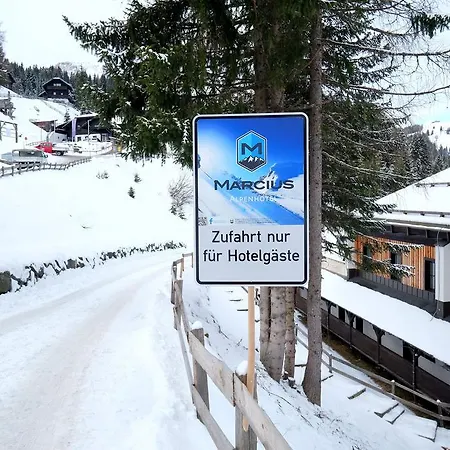 Alpenhotel Marcius 3*