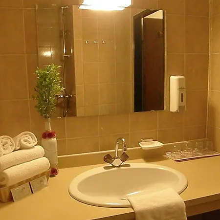 Отель Alpenhotel Marcius 3*