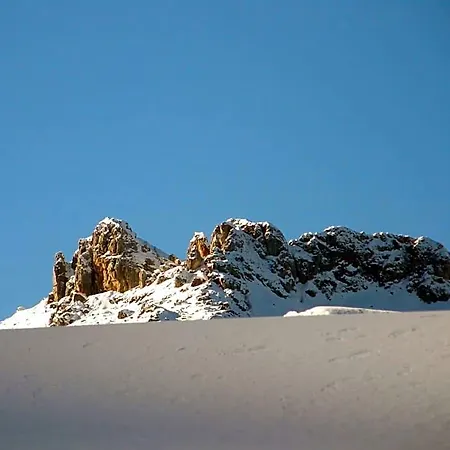 Alpenhotel Marcius فندق