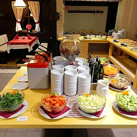 فندق Alpenhotel Marcius