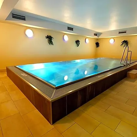 فندق Alpenhotel Marcius 3*