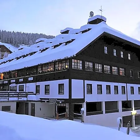 Alpenhotel Marcius فندق