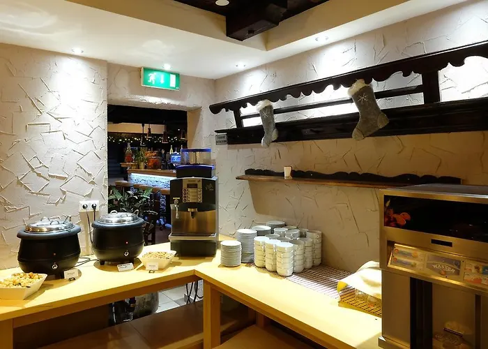 Szálloda Alpenhotel Marcius