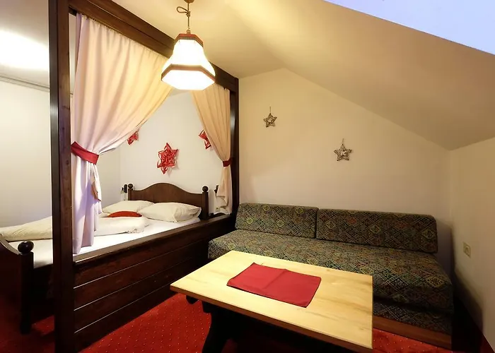 Alpenhotel Marcius Szálloda